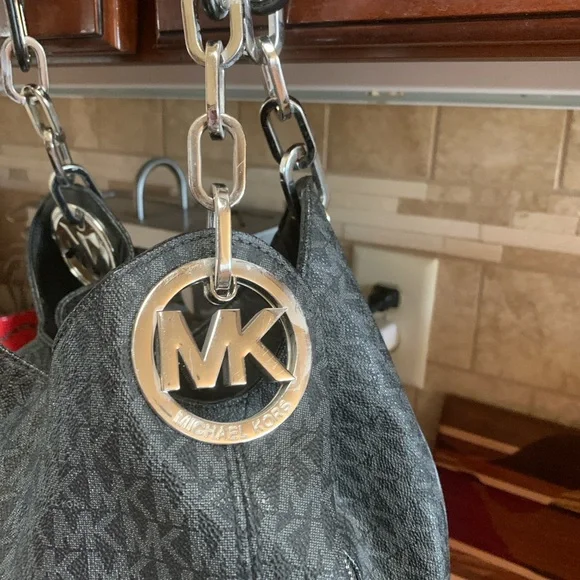 Michael Kors Gray & Black Logo Fulton Handbag - Picture 4 of 11